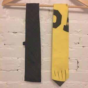 Giraffe Japan neckties gray wool blend yellow cotton lot of two